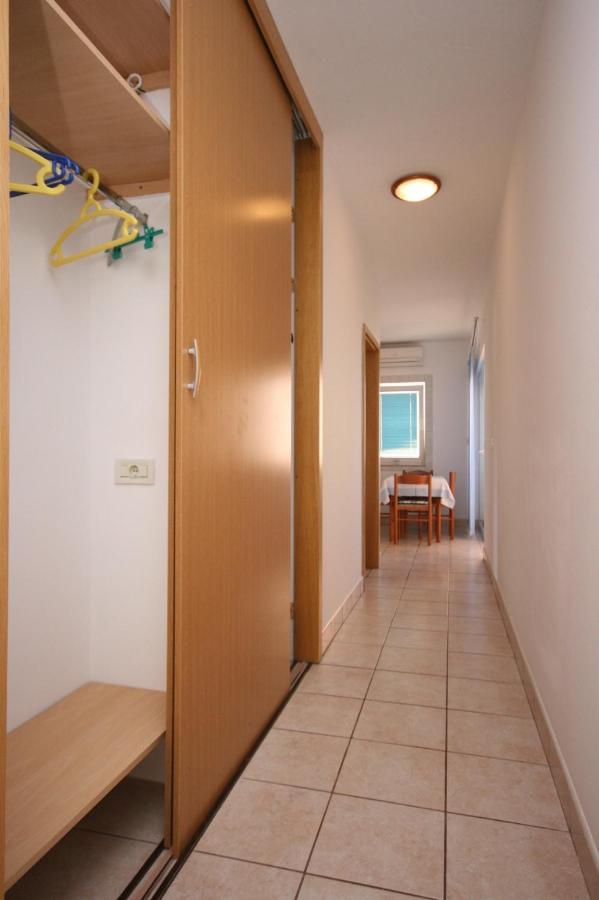 Apartment Stara Novalja 6301B Екстер'єр фото